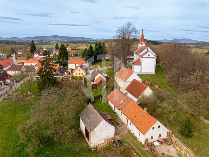 Prodej rodinného domu 3+1 s obytnou pl. 84,57 m2 a pozemkem 201 m2, obec Besednice okr. Č. Krumlov