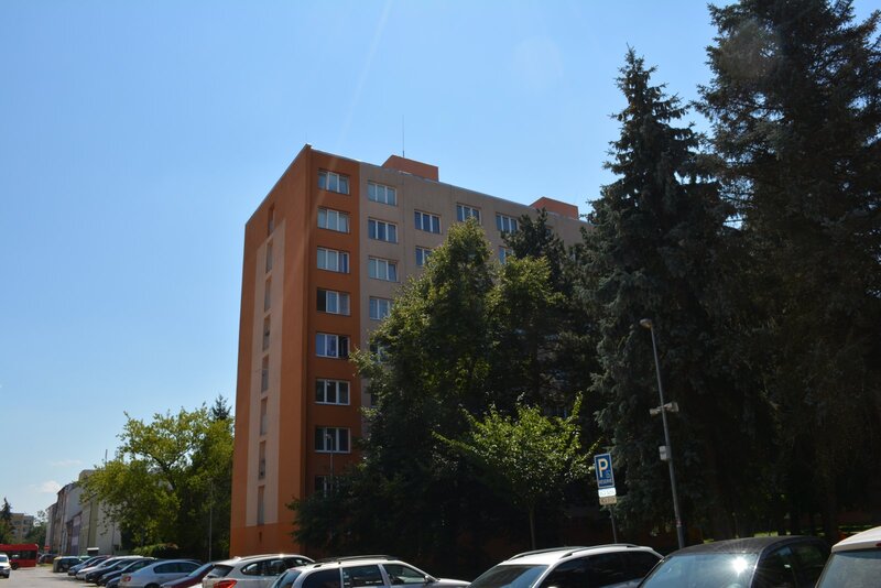 Pronájem zařízeného bytu 2+kk, 36 m2, balkón, Puklicova ul., České Budějovice