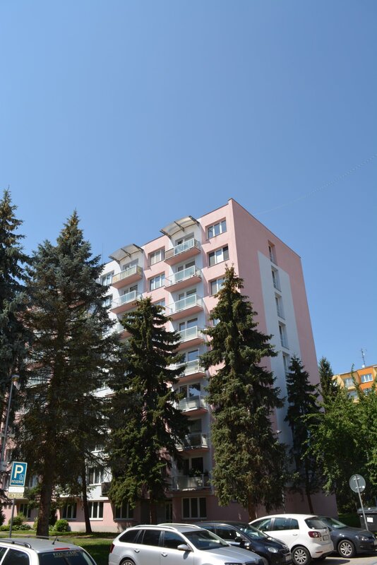 Pronájem zařízeného bytu 2+kk, 36 m2, balkón, Puklicova ul., České Budějovice