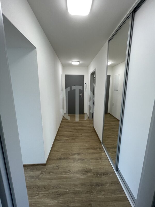 Pronájem bytu 3+kk, 57 m2, 2.NP se zahradou a parkovacím místem, Staré Hodějovice u Č. Bud.