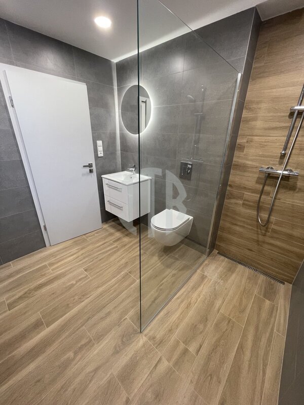 Pronájem bytu 3+kk, 57 m2, 2.NP se zahradou a parkovacím místem, Staré Hodějovice u Č. Bud.