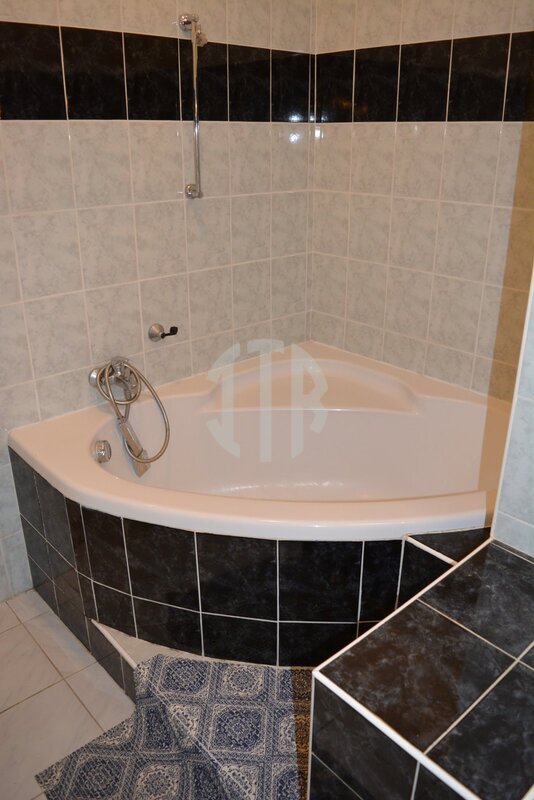 Pronájem patrového rodinného domu 4+kk, 96 m2, Komenského ul., České Budějovice