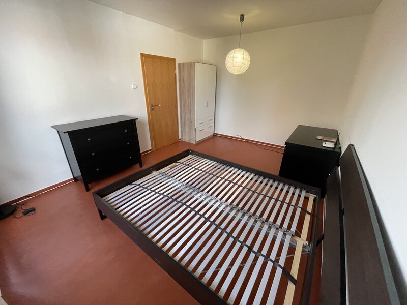 Pronájem zařízeného bytu 2+kk, 36 m2, balkón, Puklicova ul., České Budějovice